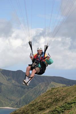 Paragliding at Lagoa do Fogo - S.Miguel