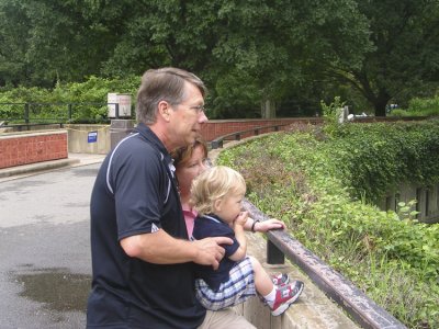 At the National Zoo with Grandad and Gran J