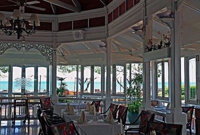 Palm Seafood Pavilion, interior