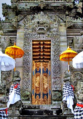 Front gate,  Pura Kehen Bangli