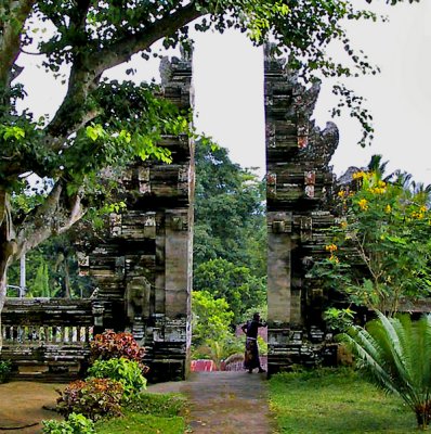 Side gate, Pura Kehen Bangli