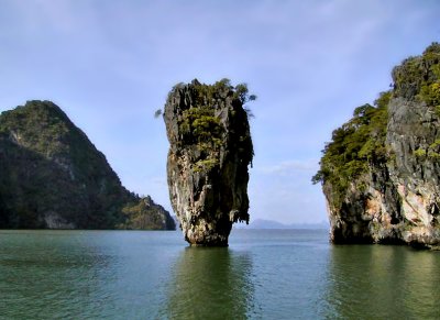 Nail Rock (Khao Tapoo, also referred to as Ko Tapoo)