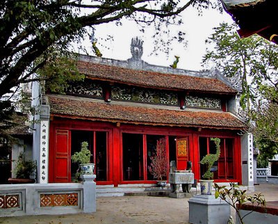 Den Ngoc Son Pagoda (Temple of the Jade Mountain)