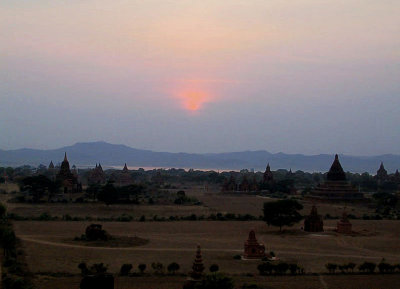 Sunset on Pagan (Bagan)