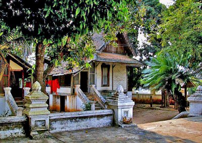 Wat That, monks' residence (kuti)