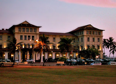 Galle Face Hotel at dusk