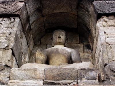 Buddha image in a niche
