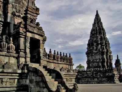 Temple of Shiva (left), Temple of Brahman (right)