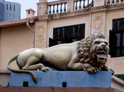 Temple lion