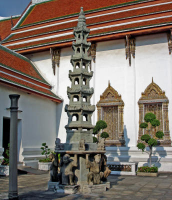 Chinese pagoda (tah)