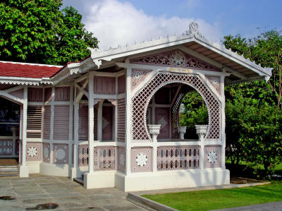 Small house beside the palace