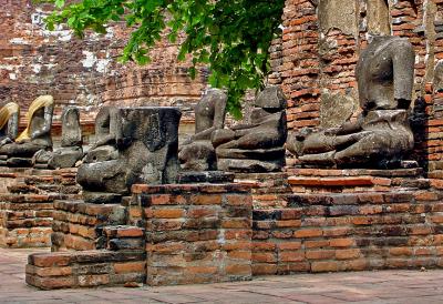 Incomplete Buddha images