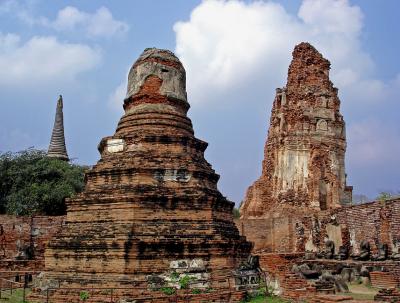 Three chedi
