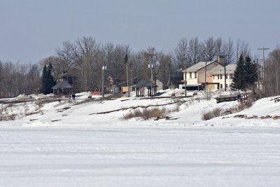 Moosonee shoreline 2009 April 18