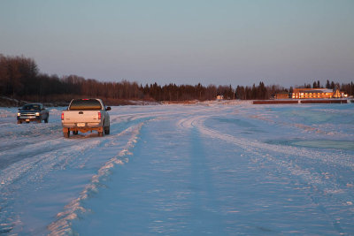 Traffic on the winter to Moose Factory 2010 March 20th