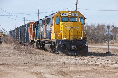 Switching in Moosonee 2010 April 23 on Ferguson Road