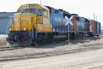 Switching in Moosonee 2010 April 23