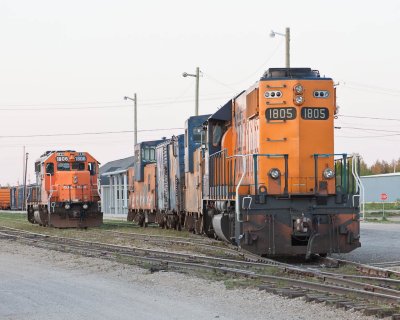 1805 at head of short work train, 1806 on next track