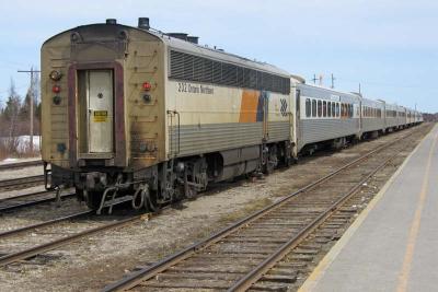 APU 202 with train