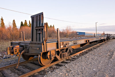 Chain cars for carrying vehicles in Moosonee