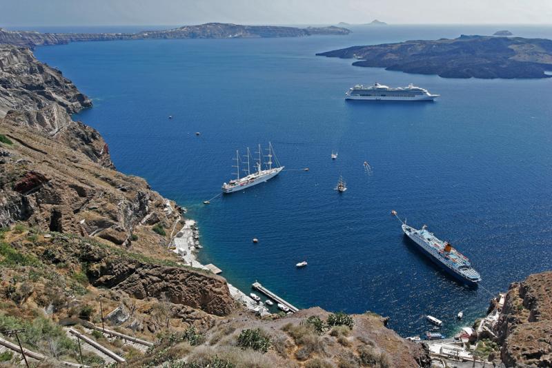 Santorini - The little harbour of Messa Gialos