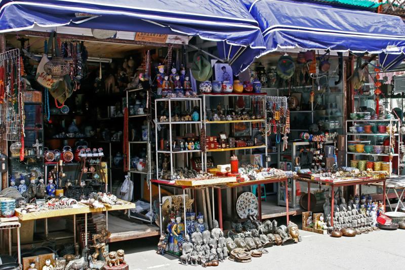 Dcouverte du march aux puces - An antics market of Shanghai