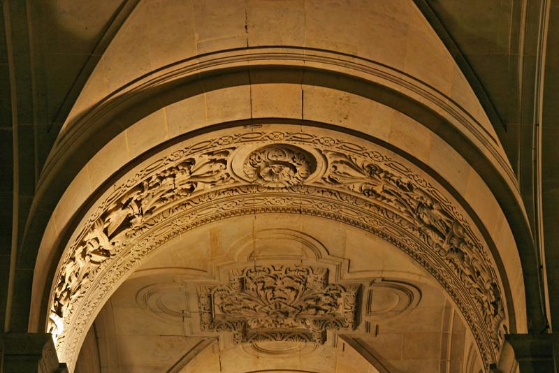 Le Louvre et ses pyramides