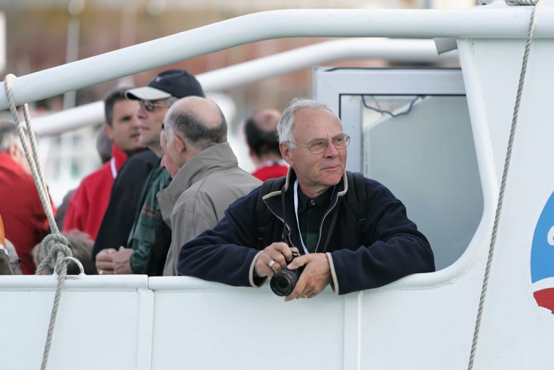 Mon ami Yvon Le Franc  bord de la vedette affrte par Groupama
