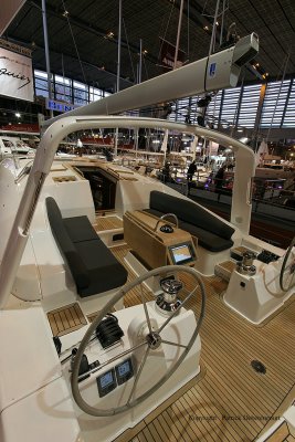 142 Salon nautique de Paris 2009 - IMG_0198 DxO Pbase.jpg