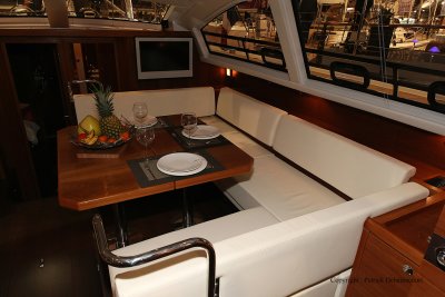 170 Salon nautique de Paris 2009 - MK3_0545 DxO Pbase.jpg
