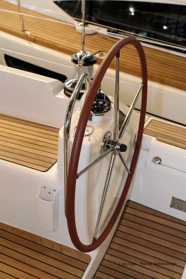 279 Salon nautique de Paris 2009 - MK3_0609 DxO Pbase.jpg