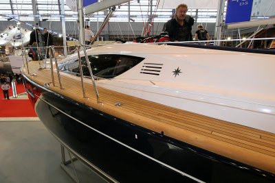 325 Salon nautique de Paris 2009 - IMG_0299 DxO Pbase.jpg