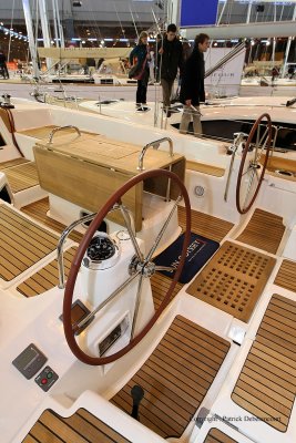 327 Salon nautique de Paris 2009 - MK3_0615 DxO Pbase.jpg