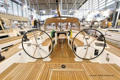 372 Salon nautique de Paris 2009 - IMG_0328 DxO Pbase.jpg