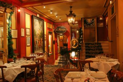 Visite du plus vieux caf de Paris, le Procope - The oldest Paris caf the Procope