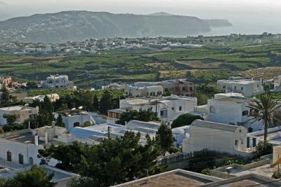 Santorini - South part of Santorini : the village of Pyrgos and around