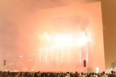 Feux d'artifice  La Dfense - Les couturiers du ciel