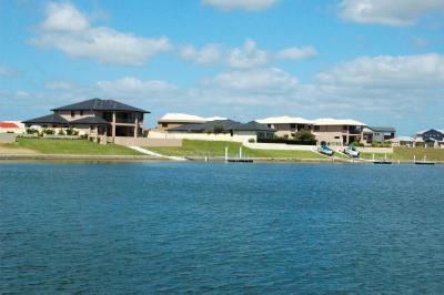 Port Macquarie and it houses with their own boat parking