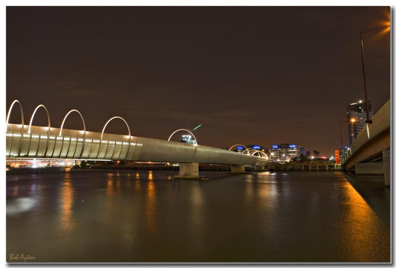 Docklands Walk Bridge8415.jpg