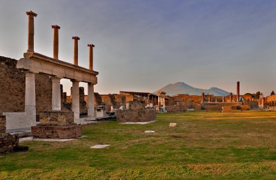 Pompeii Forum Sunset.jpg