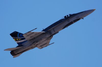 CF-18