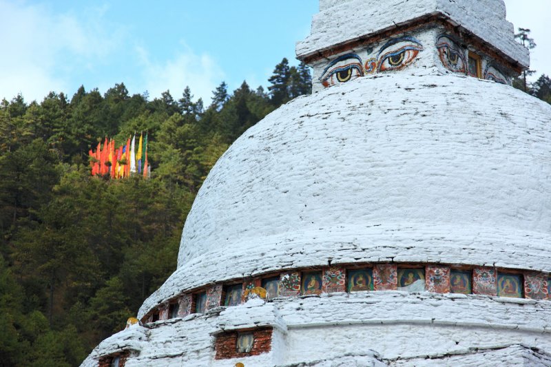 Chendebji Chorten