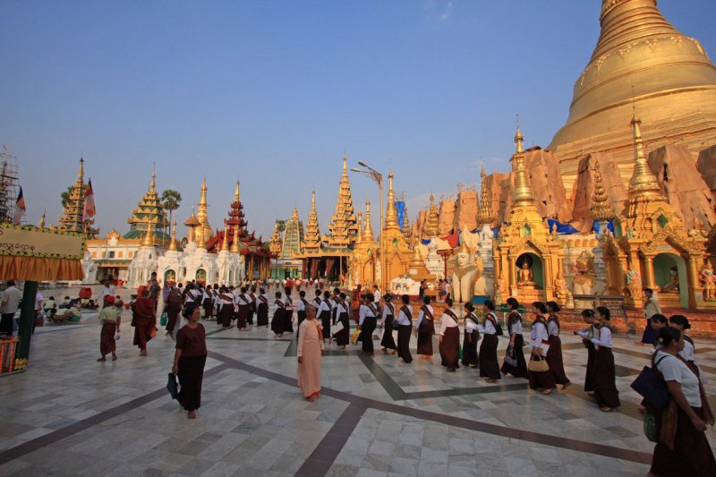 Shwedagon Pagoda stupa