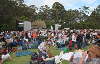 Waiting for the Leeuwin concert to start