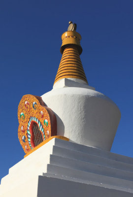 Paro Valley chorten (stupa)