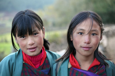 Phobjikha schoolgirls