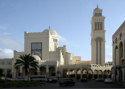 Mosque, former cathedral, Algeria Square