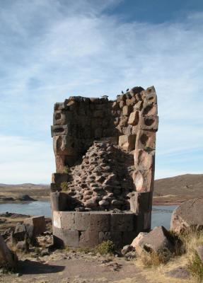 Sillustani funerary tower