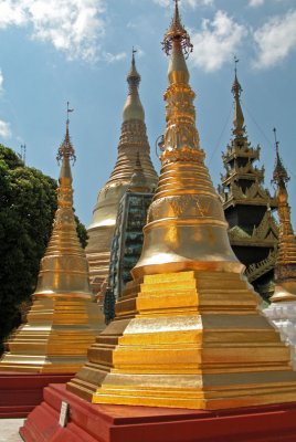Naungdawgyi Pagoda