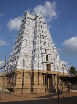 Gopuram memorialising slain Hindus